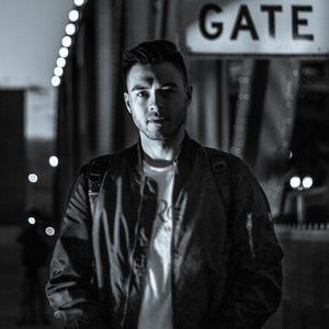 Meet your Posher, Justin